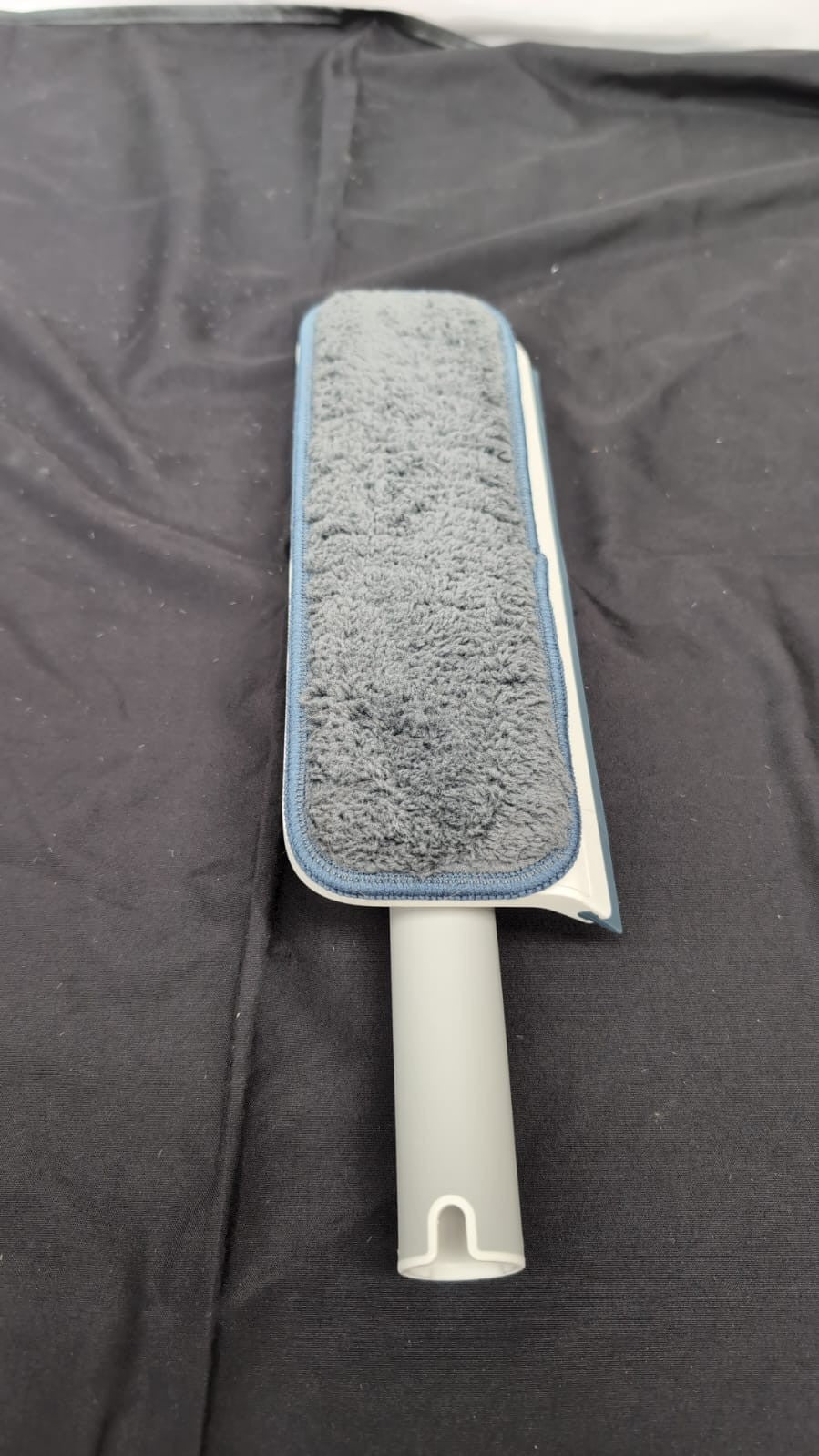 Joseph Joseph CleanTech 2-in-1 Glass Cleaning Squeegee(NO PACKAGING)
