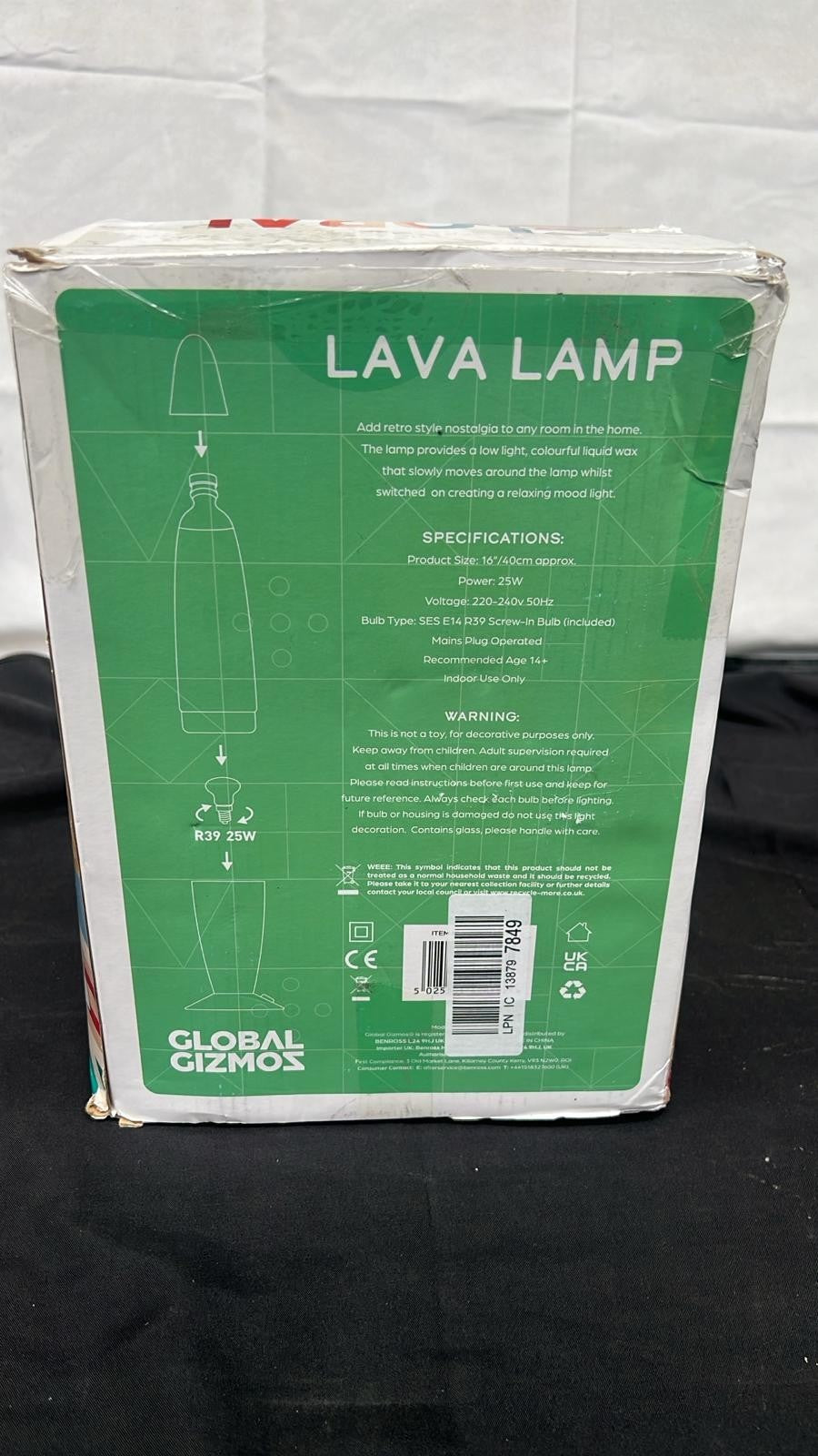 Global Gizmos  Black and Green Lava Lamp/Black Base (box damaged)