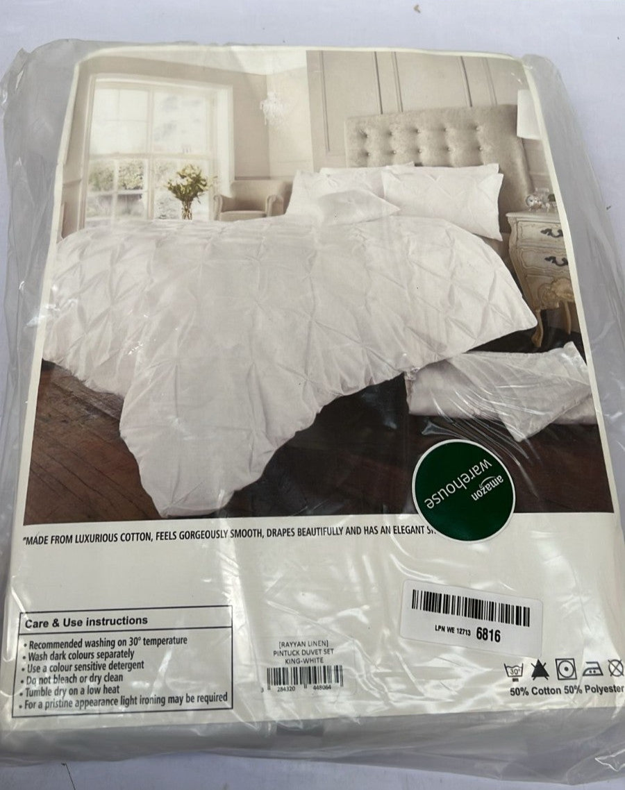 RAYYANLINEN 3PCs PINTUCK PLEATED DUVET COVER BEDDING SET (PACKAGING DAMAGED)