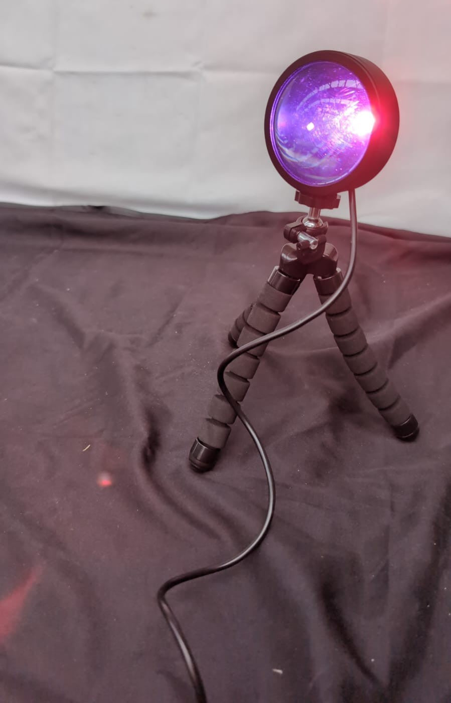Sunset Projection Lamp , LED Night Light,360° Rotation for Bedroom Decor (USED)