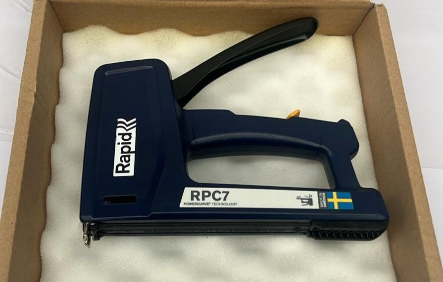 Heavy Duty Staple Gun for Wood - 7-in-1 Wall Stapler - Versatile for DIY