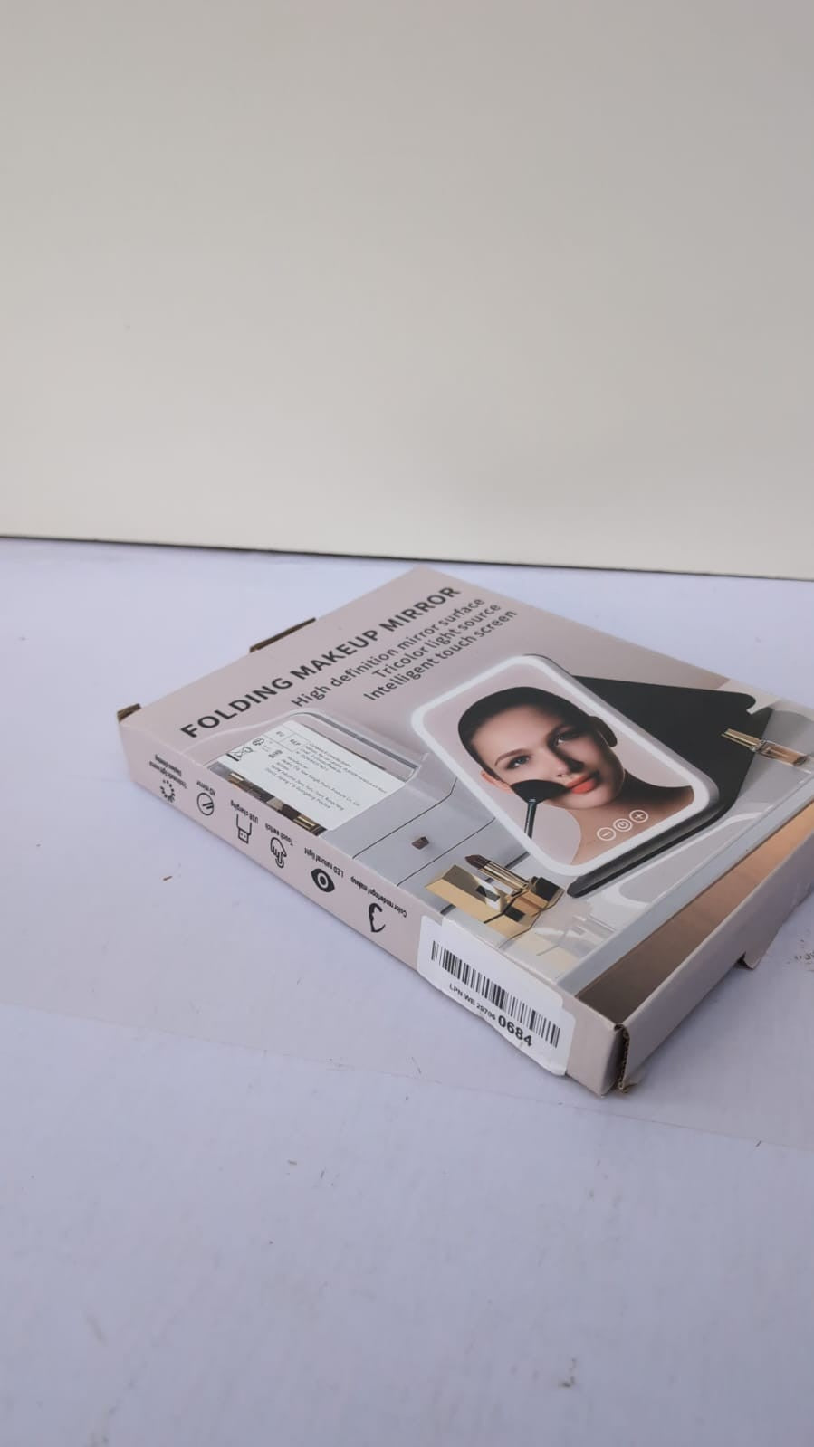 Vanity Mirror With Lights, Folding Tabletop Rechargeable (BOX DAMAGED)