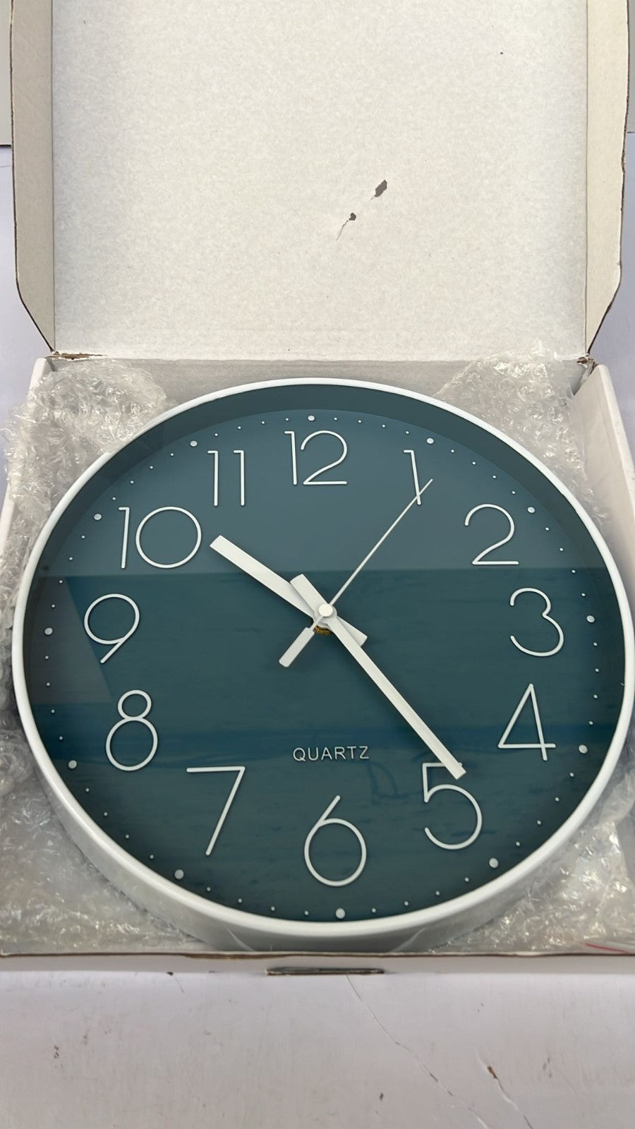 Battery Operated Quality Quartz Round Wall Clock Decor for Pool Patio 12"-BLUE