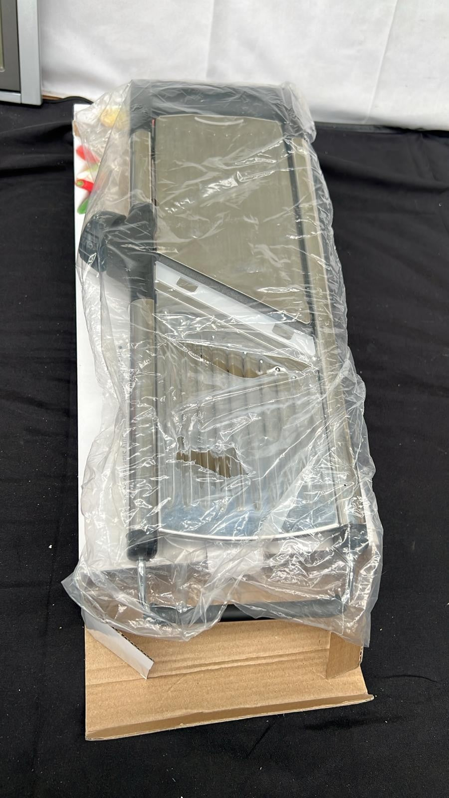 Adjustable Mandoline Slicer – Stainless Steel (BOX DAMAGED)