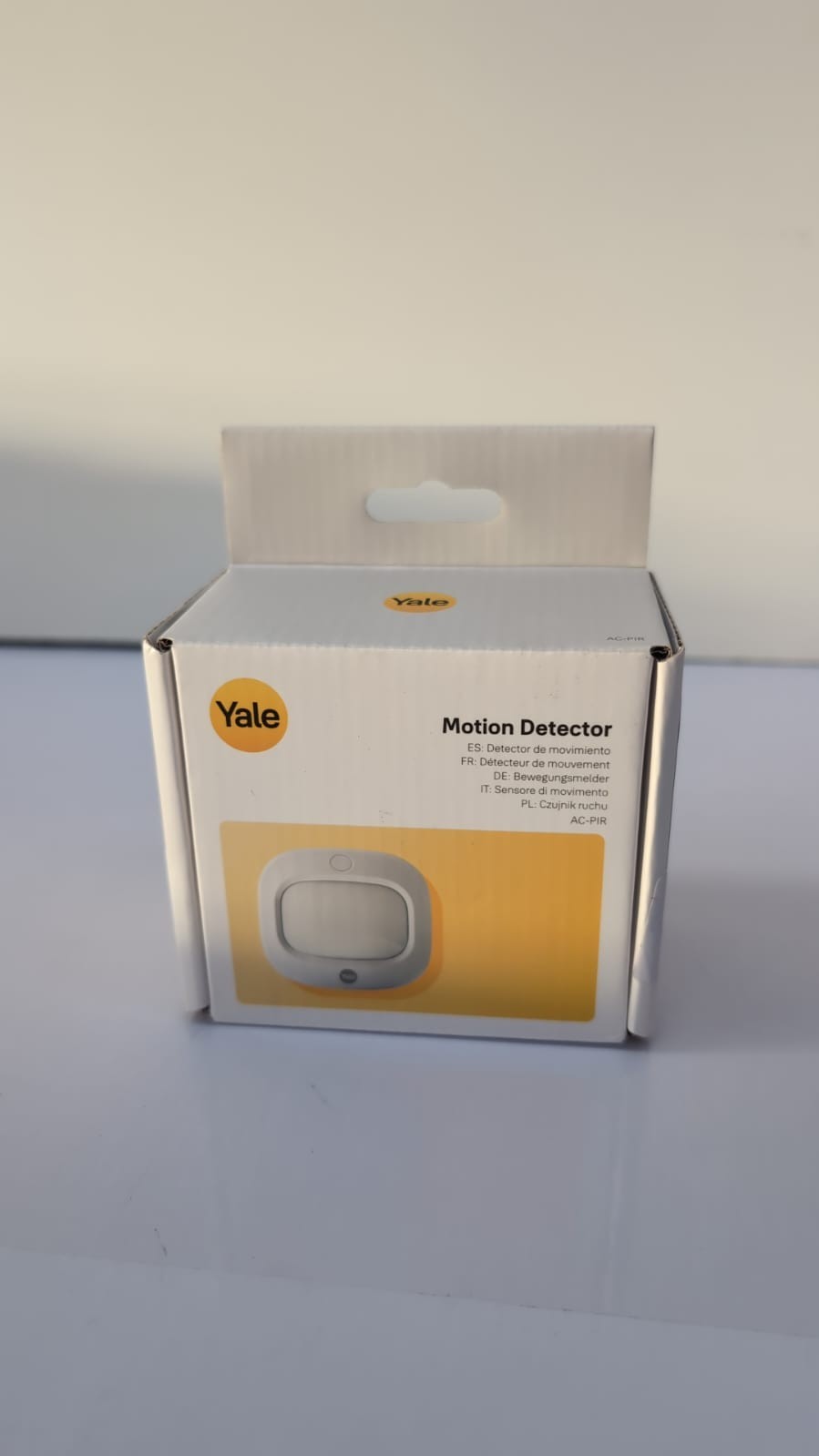 Yale AC-PIR Sync Alarm Motion Detector  Sync Alarm Accessory 200m range(USED)