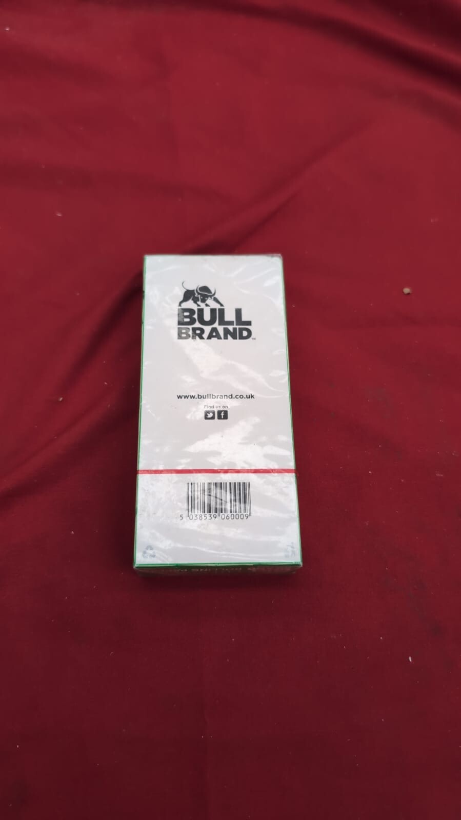 BULL BRAND Green Cigarette Rolling Papers - Medium Weight 25 Packs
