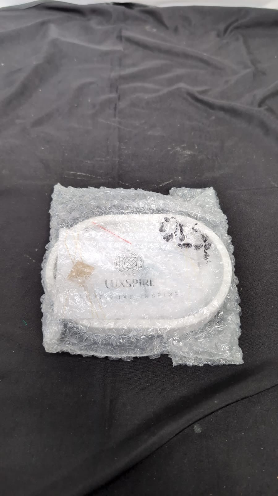 Luxspire Soap Dish, Bar Soap Holder, Soap Tray with Raised Design