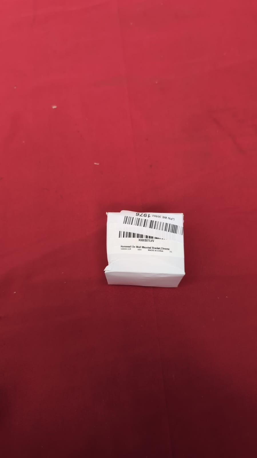 Homewell on wall mounted bracket (Box Damaged)