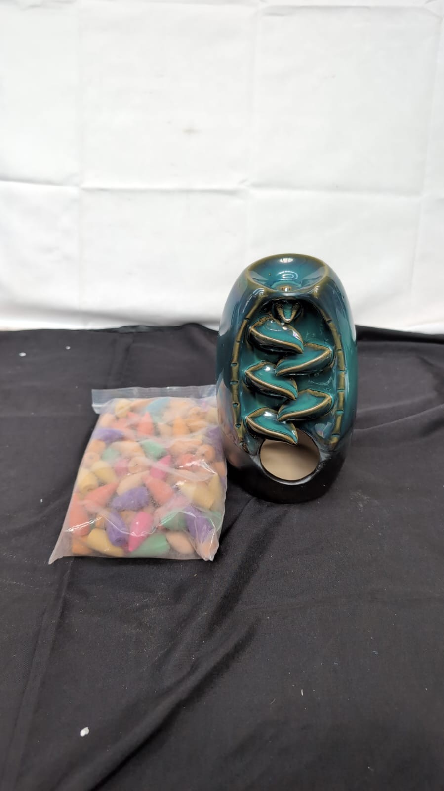 Anbar Backflow Incense Burner w/ 120 Cones(box damaged table mat & tongsmissing)