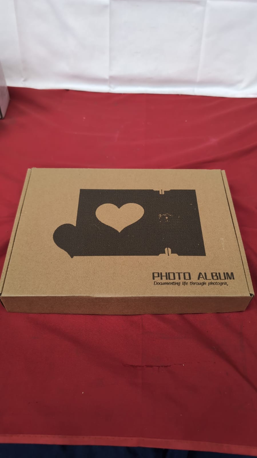 Photo Albums Scrapbook DIY Personalized Love Heart (slight rust on metal corner)
