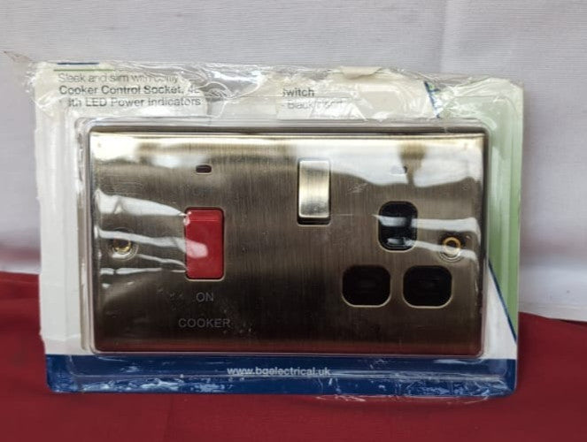 BG Electrical Cooker Switch with Socket and LED, Control (packaging damaged)