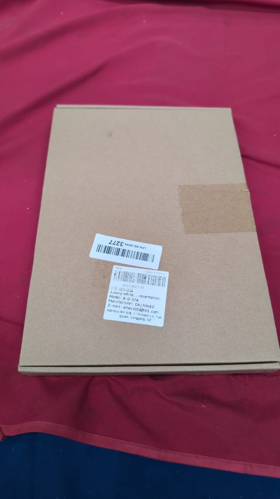 Christmas Luxury white gift box with ribbon, premium magnetic(15cm x 20cm x 6cm)