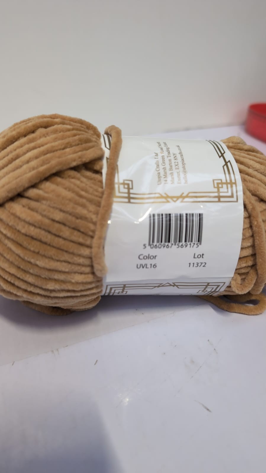 Utopia Crafts Velvet Lux Chenille Super Soft Chunky Yarn for Knitting Warm Brown