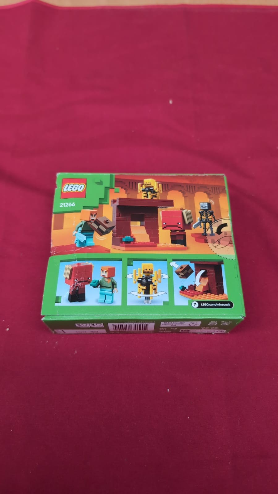 LEGO Minecraft The Nether Lava Battle Interactive Toy 21266(box damaged)