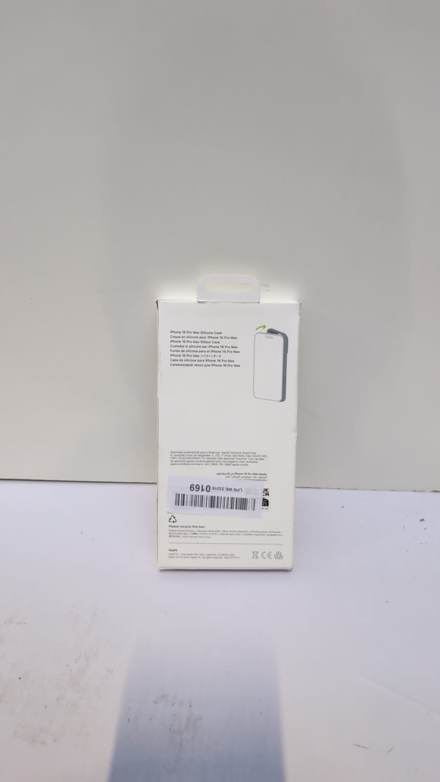 Apple iPhone 16 Pro Max Silicone Case with MagSafe