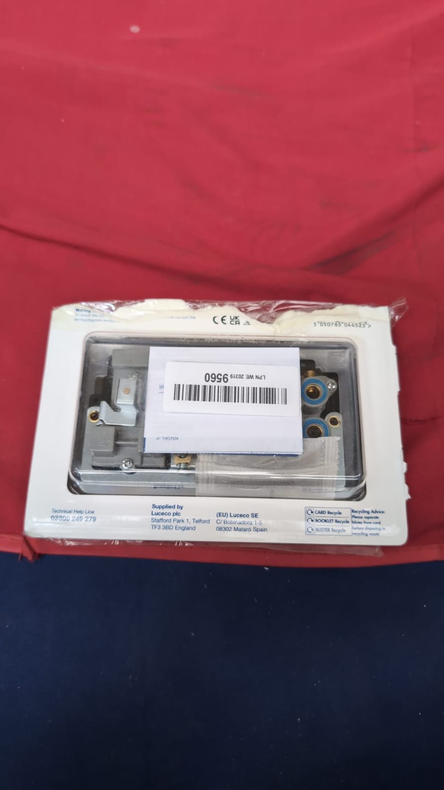 BG Electrical Cooker Switch with Socket and LED, Control (packaging damaged)