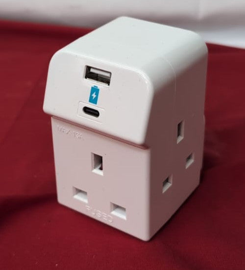 Masterplug Three Socket Power Adaptor with Two USB Charging Points, White