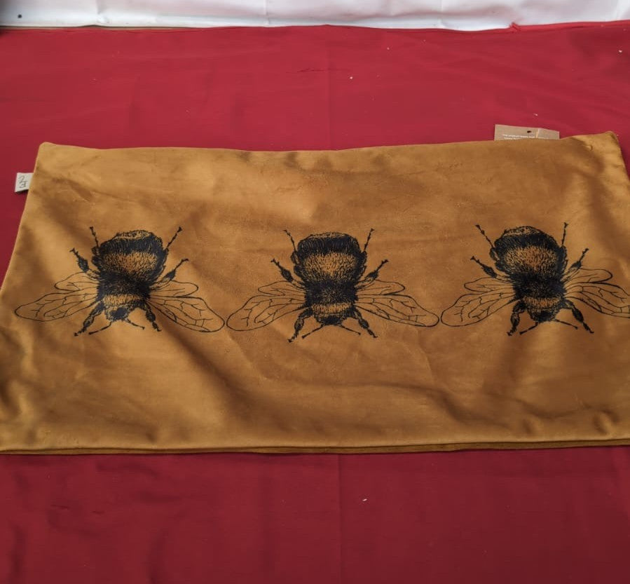 Gold Bee Cushion Cover, 30 x 50 cm