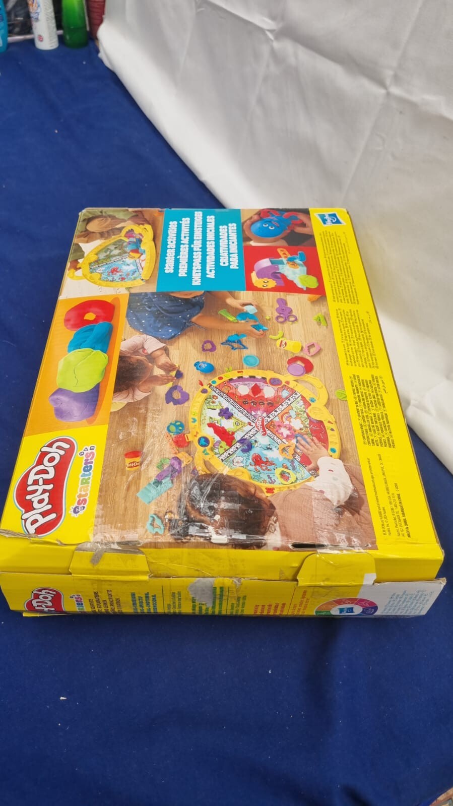 Play-Doh Fold and Go Playmat Starter Playset for Toddlers, (box damaged)