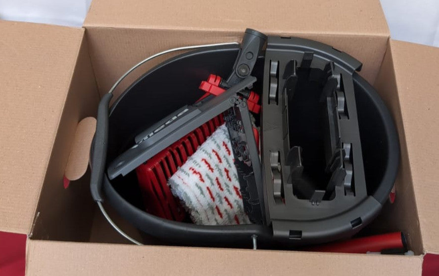 Vileda Ultramax Care Sensitive Complete Set Floor Mop Microfibre (box damaged)