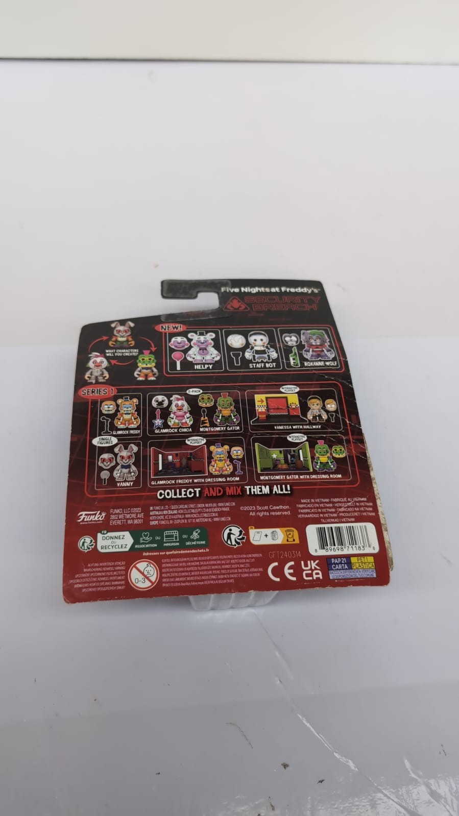 Funko Five Nights At Freddy's (FNAF) Snap: RR Security Staff Bot (box damaged)