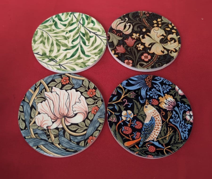 William Morris Set of 4 Ceramic Coasters(packaging damaged  holder missing)