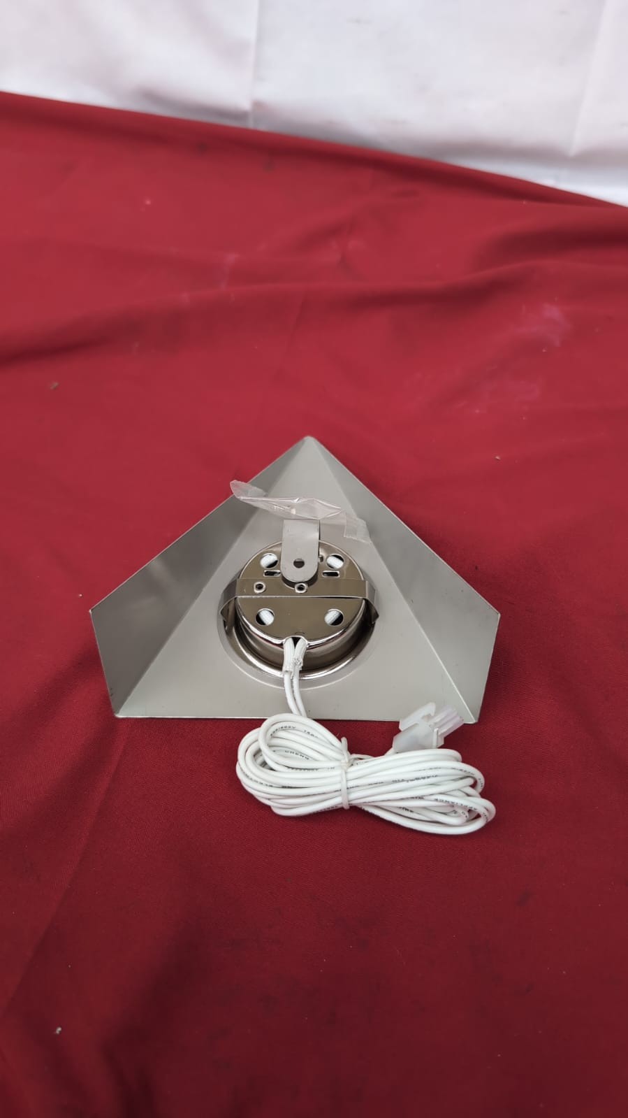 LED Triangular Pyramid Cabinet Cupboard Unit Shelf Light, Satin Nickel 20w 1.5m