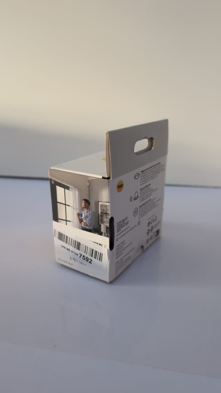 Yale AC-PIR Sync Alarm Motion Detector  Sync Alarm Accessory 200m range(USED)