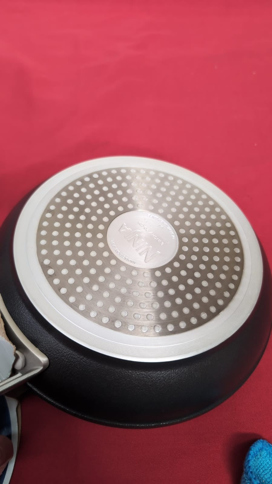 Ninja Foodi Zerostick Stainless Steel Frying Pan 20 cm,Silver(Warehouse damage)