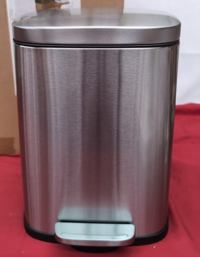 Amazon Basics Smudge Resistant (Box damaged slow close trashcan satin nickel)