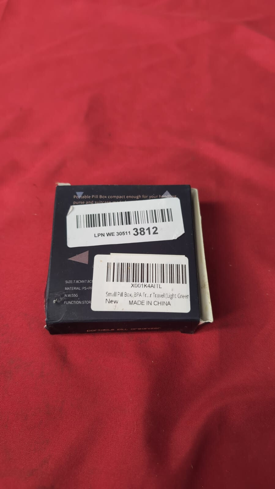 Portable Pill Organiser Travel Small Box with 8 Compartments Plastic light green