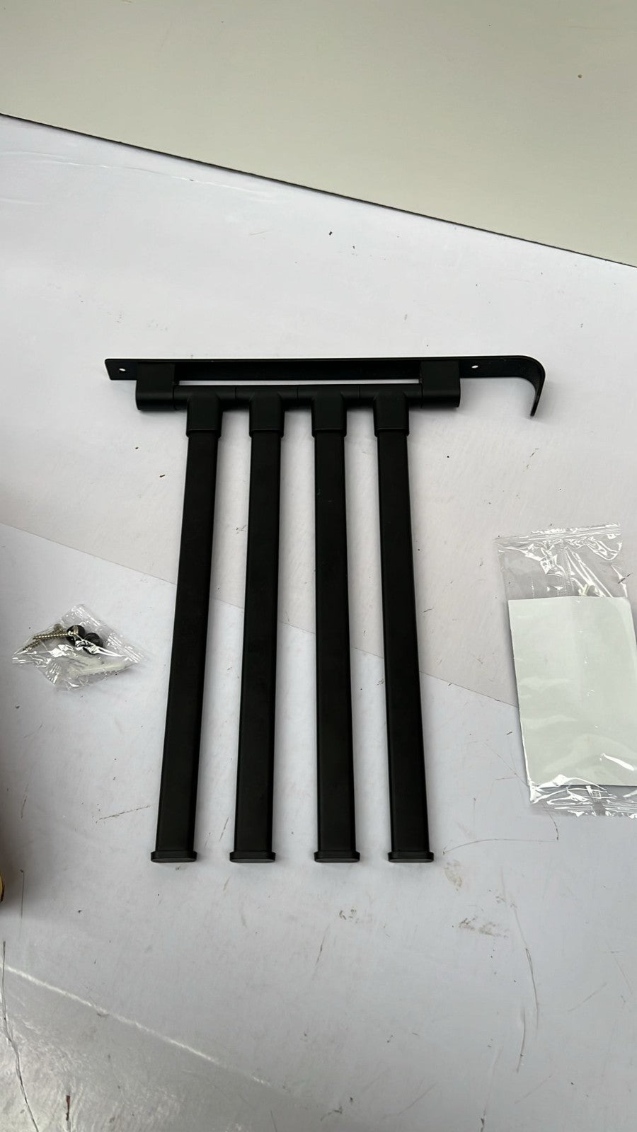 180 swivel Towel Racks, Collapsible Reliable and Durable Wall Mounted