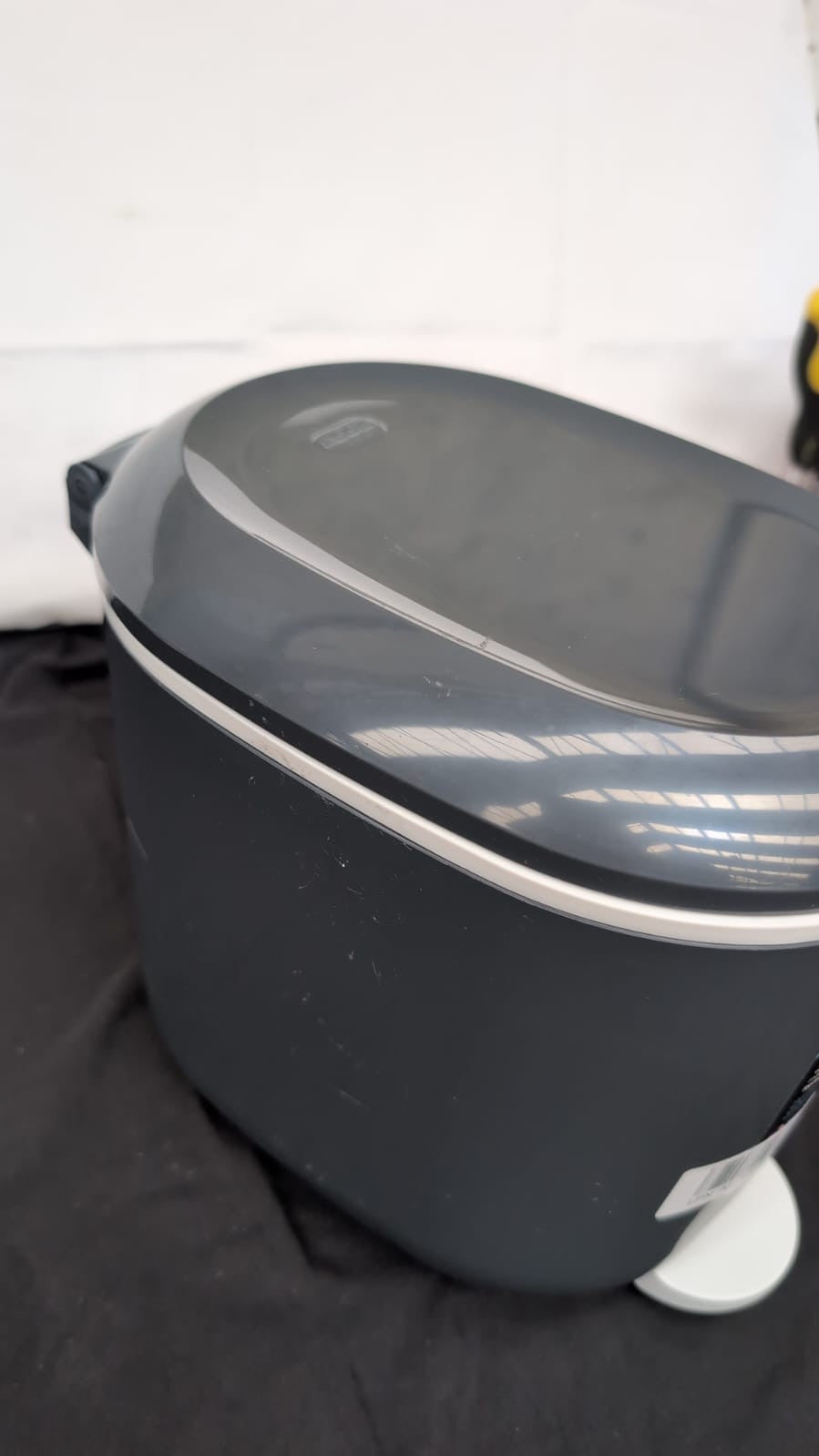 Addis Premium Deluxe Bathroom Office Pedal Bin w/ inner, 3.5L(slightly scuffed)