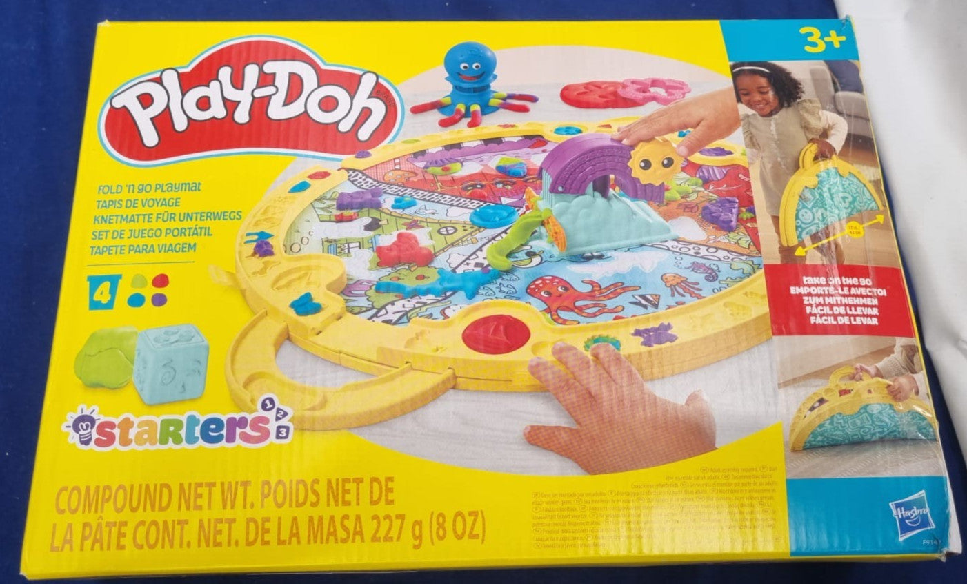 Play-Doh Fold and Go Playmat Starter Playset for Toddlers, (box damaged)
