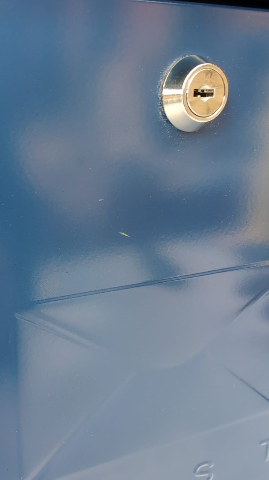 Burg-Wachter Midnight Blue Elegance Wall Mounted (pack damaged/small scuff)