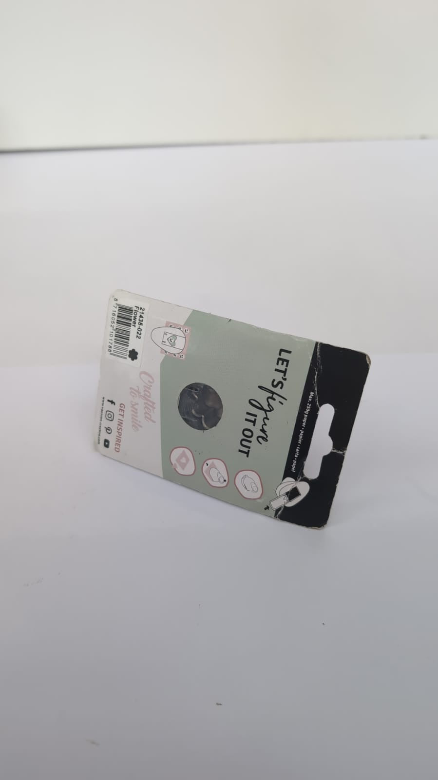 Vaessen Creative Craft Paper Punch  Flower - 2,3 x 2,5 cm (packaging damaged)