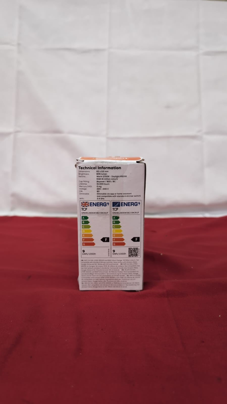 TCP Smart Wi-Fi LED Lightbulb Classic B22 Colour Tuneable (box damaged)