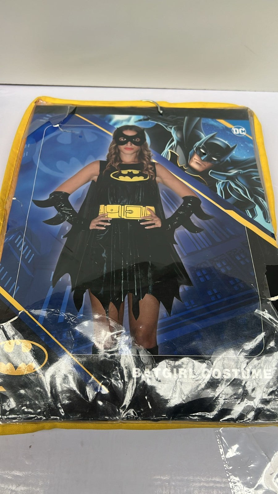 Batgirl costume woman original DC Comics (PACKAGING DAMAGED)