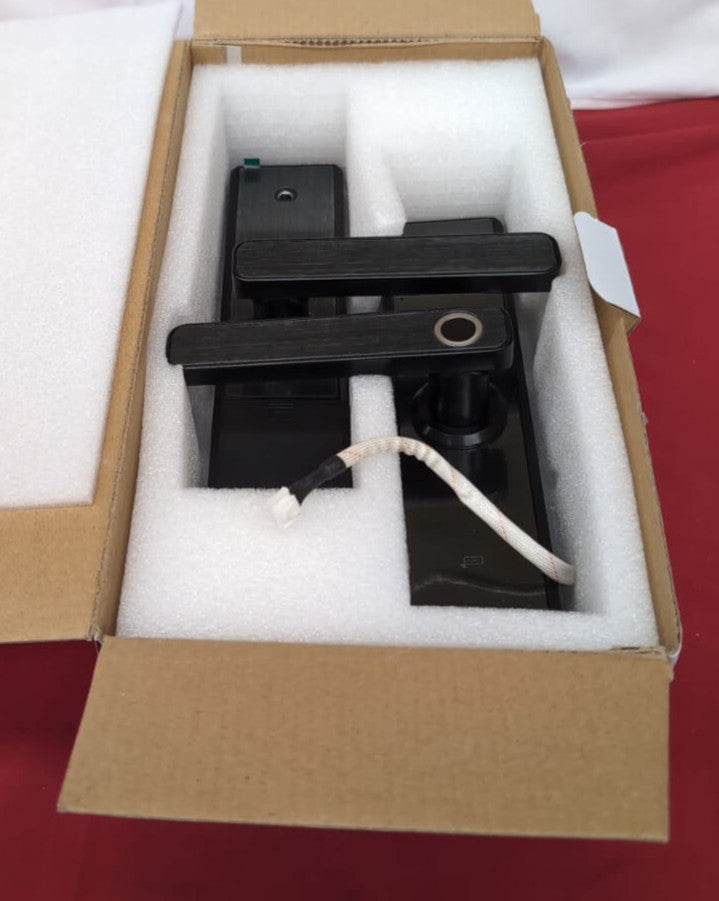 Face Recognition Door Lock 7 Way Unlock Door Lock Zinc Alloy (box damaged)