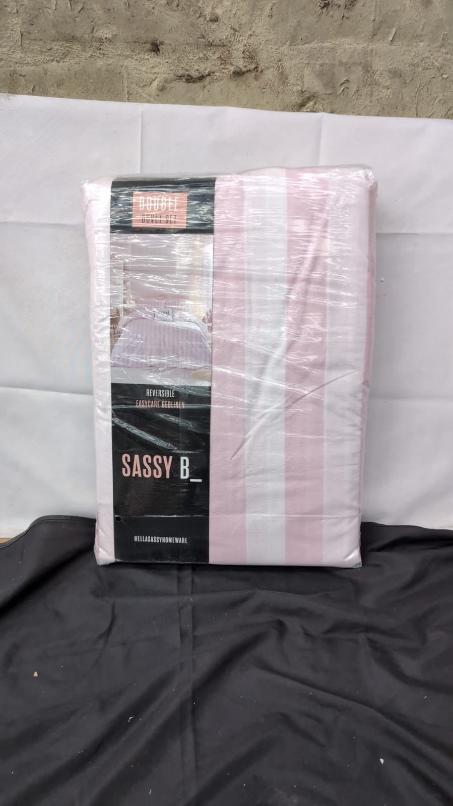 Sassy B Bedding Stripe Tease Reversible Double Duvet Cover Set(PACKAGINGDAMAGED)