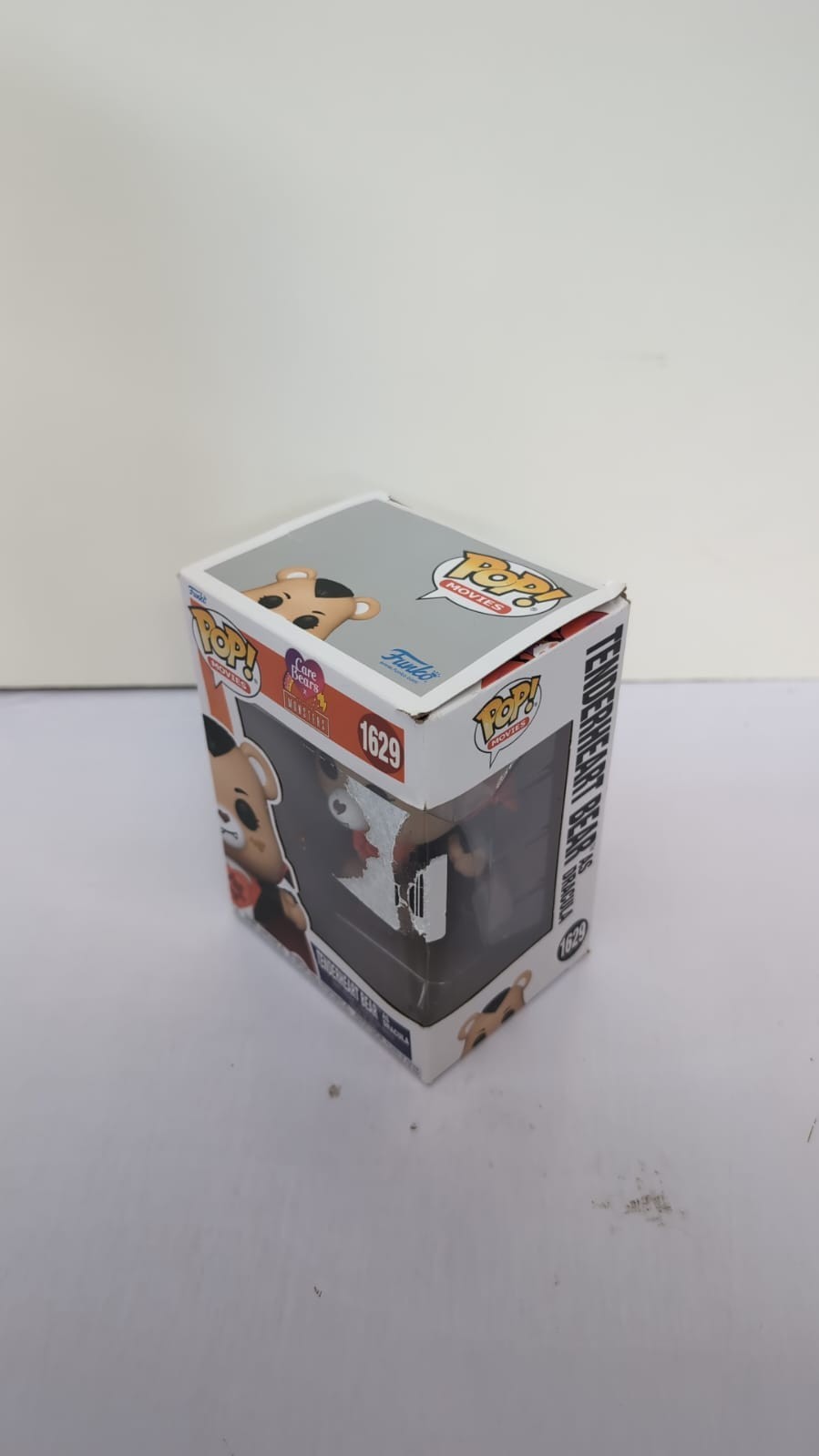 Funko Pop!   Tender Heart Bear As Dracula  Universal Monsters(box damaged)